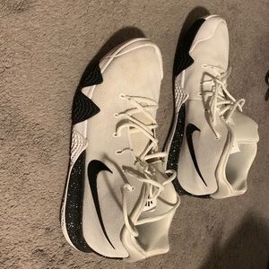 Nike Kyrie 4 TB Men's Basketball Sneakers White Black AV2296 100